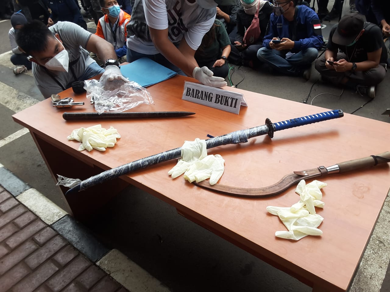 Senjata yang diamankan anggota Polda Metro Jaya