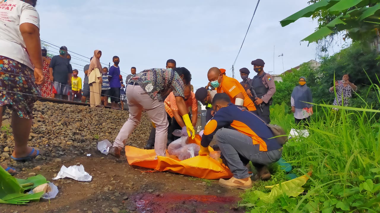 Lokasi kejadian tertabraknya seorang wanita di perlintasan Bago, Tulungagung