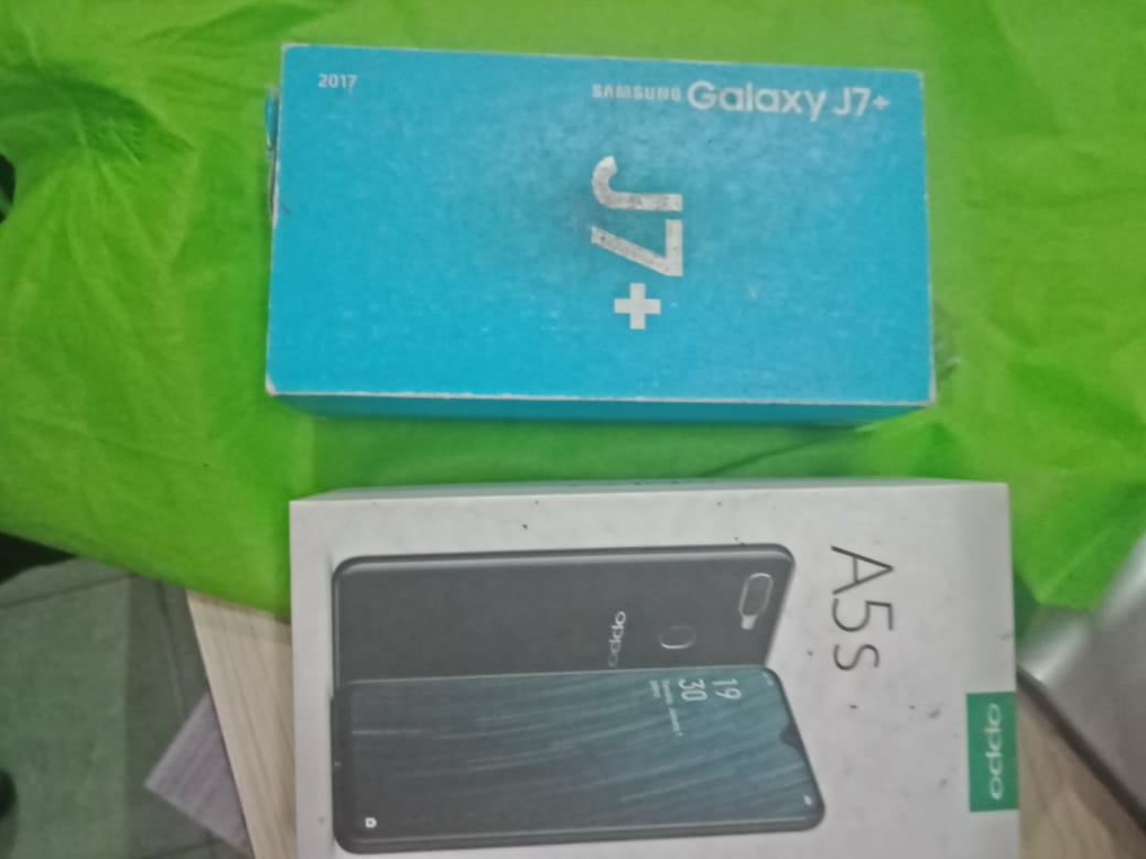 Barang bukti HP yang dicuri tersangka