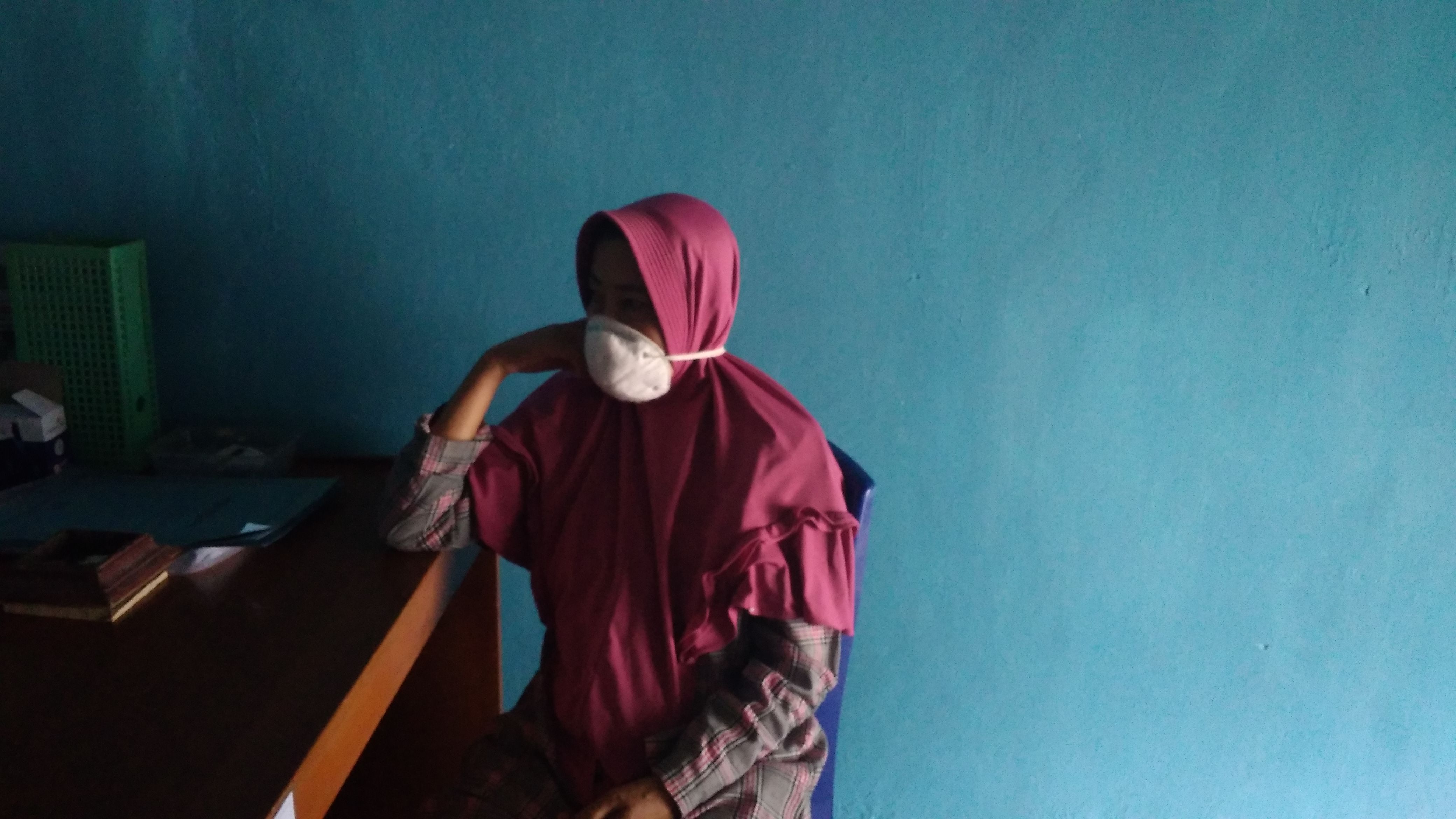 Dewi Wahyuni