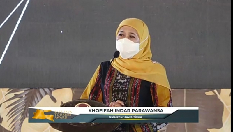 Gubernur Khofifah.