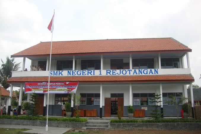 SMKN Rejotangan Tulungagung. (Kemdikbud)