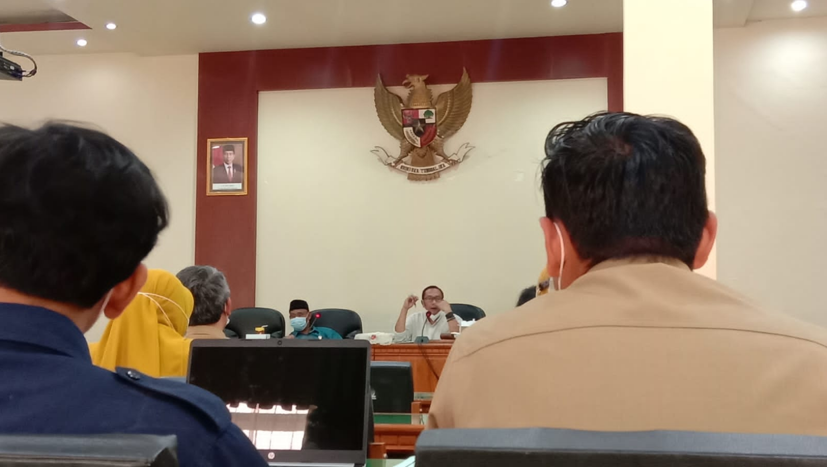 Komisi IV DPRD Trenggalek rapat bersama OPD Pemkab setempat membahas anggaran refocusing anggaran.