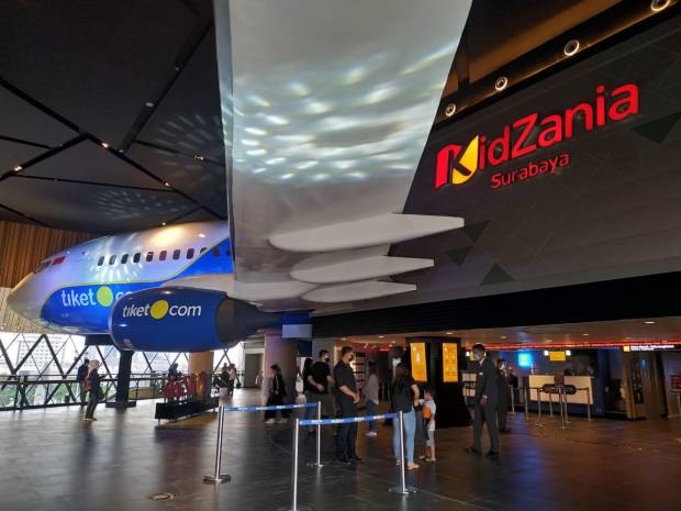Wahana permainan anak Kidzania hadir di lantai 2 & Mezzanine Lagoon Avenue Mall Sungkono, kawasan Superblok Grand Sungkono Lagoon, Surabaya. 