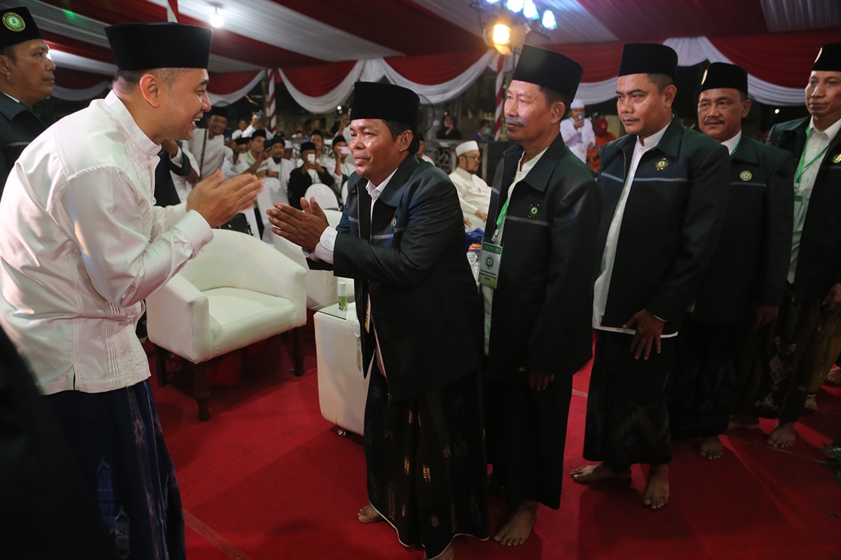 Wali Kota Surabaya Eri Cahyadi meresmikan kantor Forum Musyawarah Kiai Kampung Nusantara Surabaya (FMKKNS),