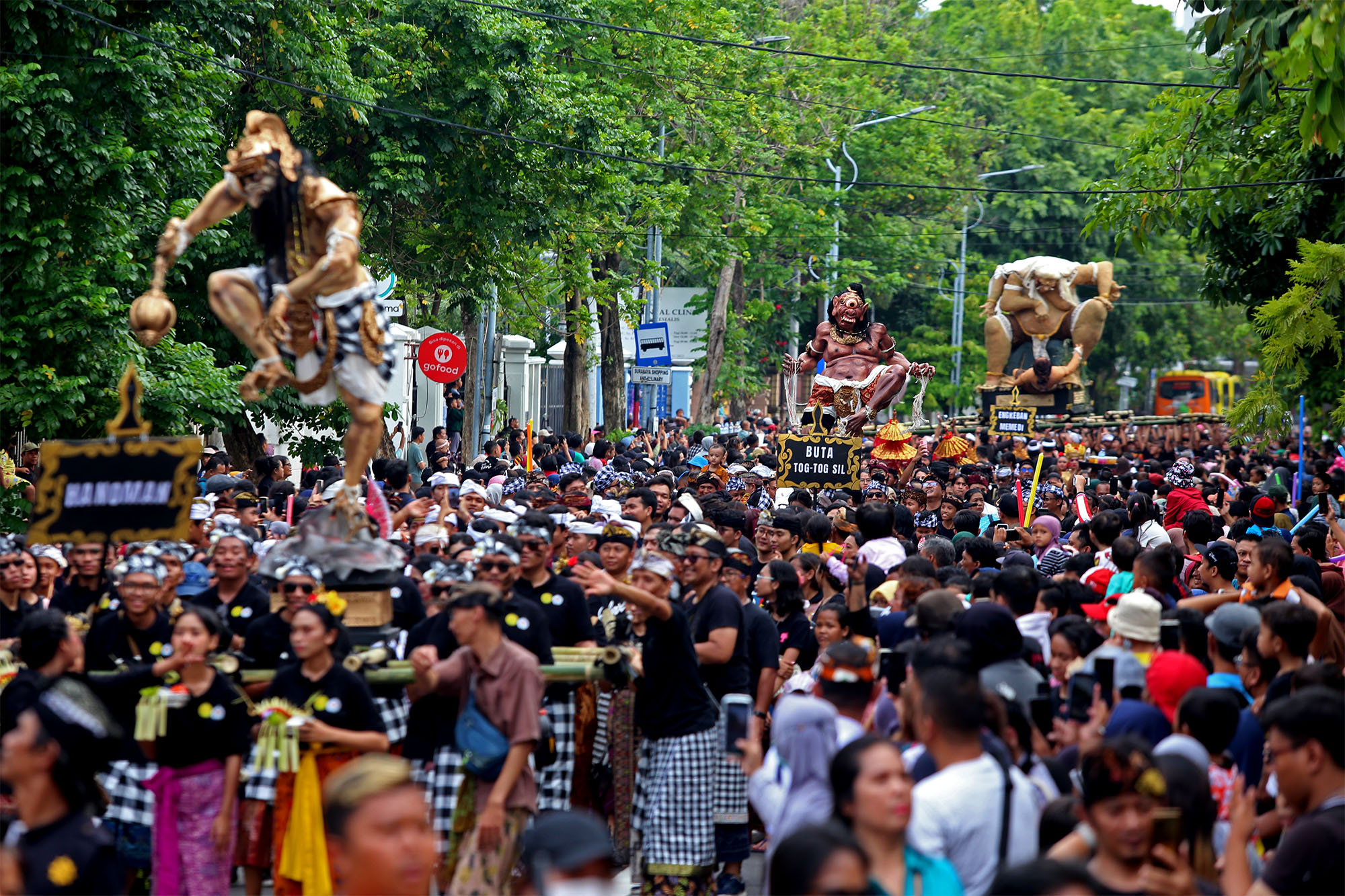 Pawai Seni Ogoh-Ogoh di Taman Surya, Halaman Balai Kota Surabaya