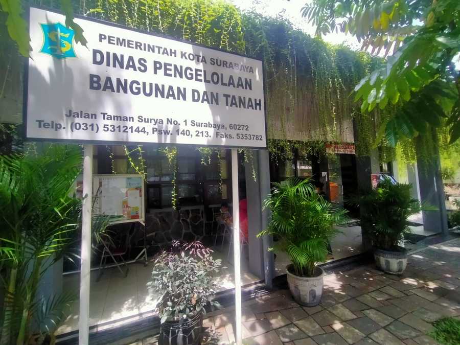  Dinas Pengelolaan Bangunan dan Tanah (DPBT) Kota Surabaya.