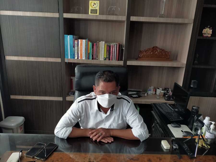 Kepala Satpol PP Surabaya Eddy Christijanto.