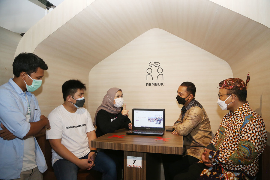 Gerakan Nasional 1000 starup digital regional Surabaya.