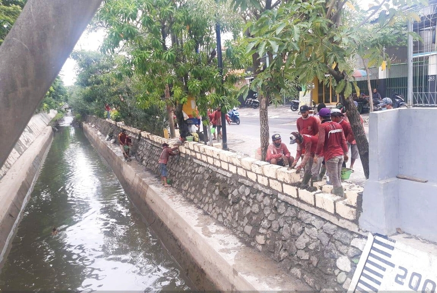 Ilustrasi pelebaran saluran. (IST)