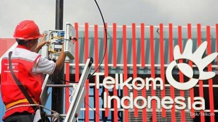 Ilustrasi petugas layanan IndiHome Fiber dari PT Telekomunikasi Indonesia Tbk. (Telkom)