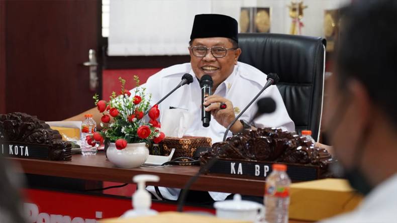 Wali Kota Blitar Santoso.