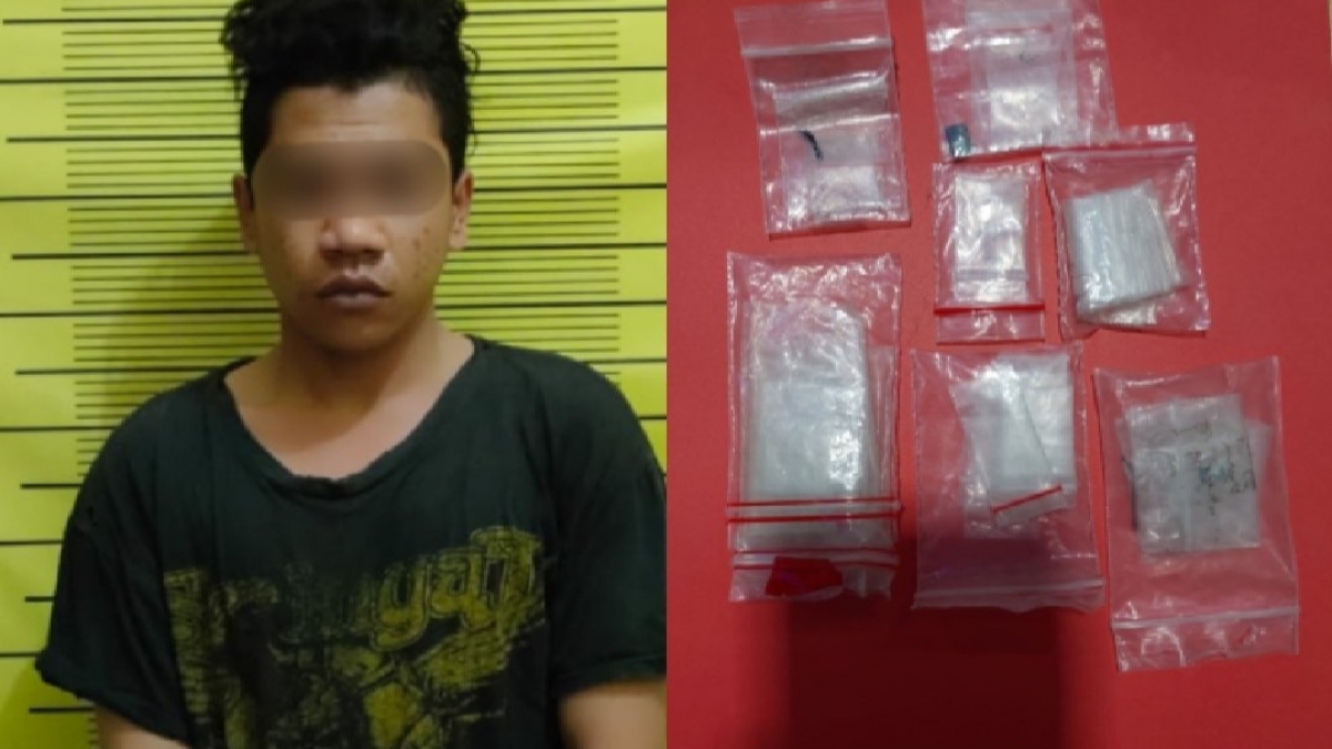 Pelaku dan barang bukti yang diamankan Reskrim Sukomanunggal Surabaya.