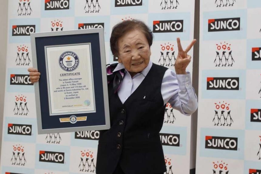 Masih cantik, kan, Gaes, si Nenek Yasuko? (Guiness World Record)